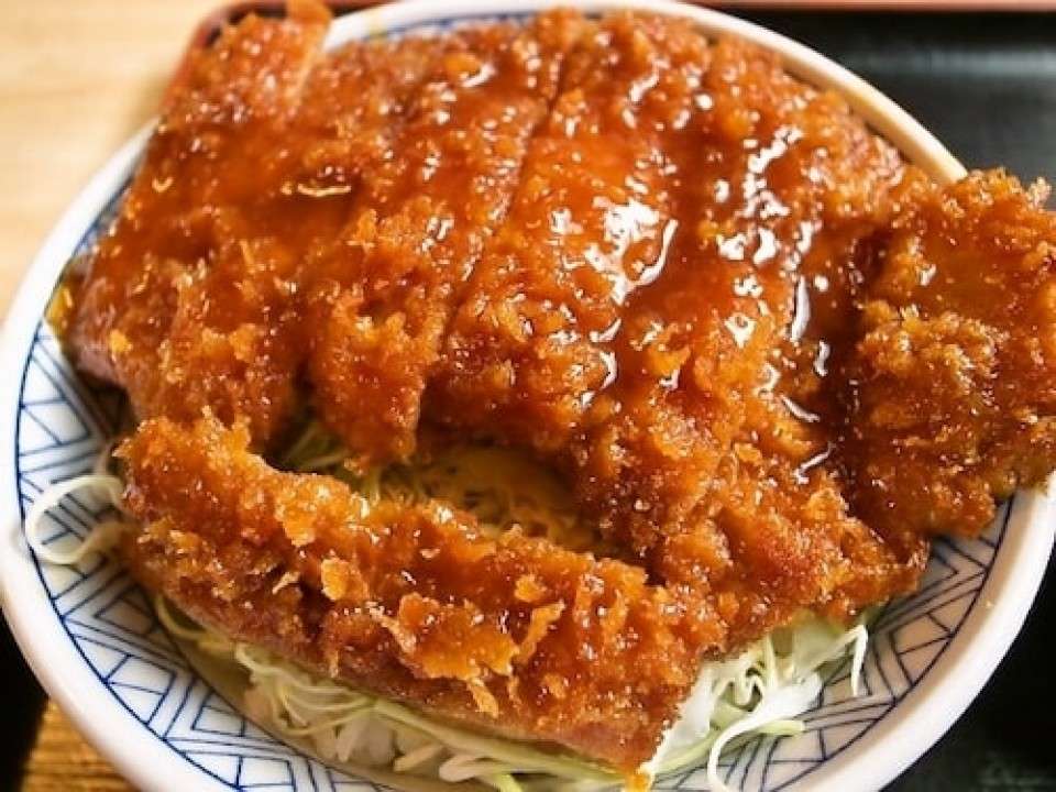 福島県会津若松の名物「ソースカツ丼」の魅力と特徴！