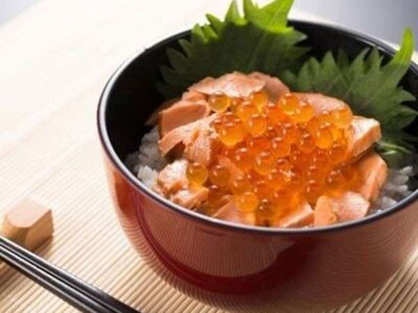 【銀聖 新巻鮭といくら醤油漬け】の特徴・魅力