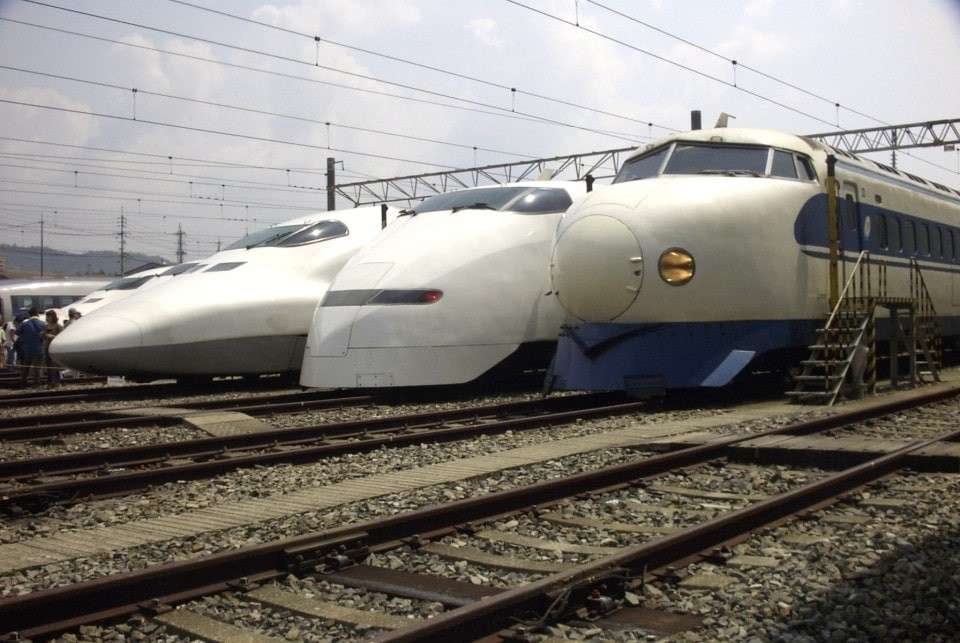 新幹線の画像