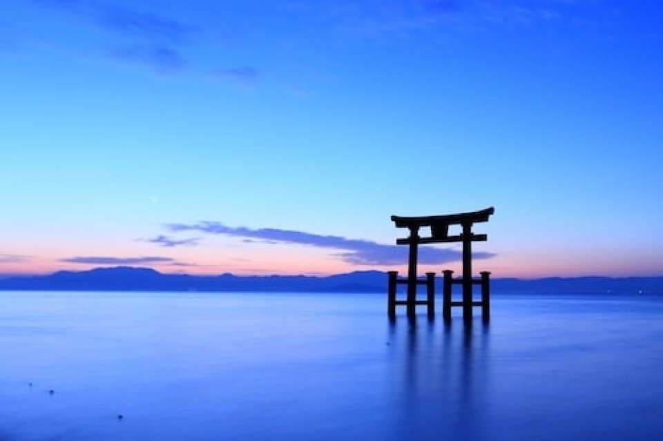 日本一の広さを誇る琵琶湖の画像
