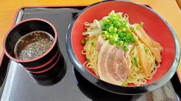 広島つけ麺】の特徴・魅力